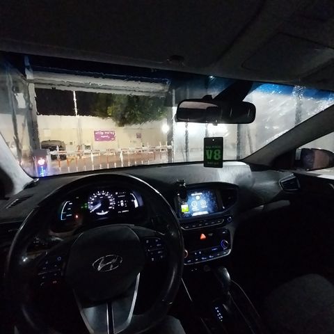 יונדאי איוניק