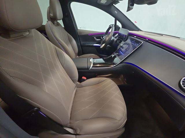 מרצדס-בנץ EQE SUV