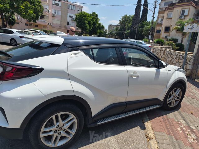 טויוטה C-HR