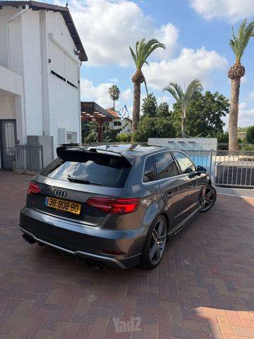 אאודי S3