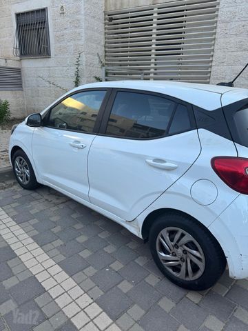יונדאי i10