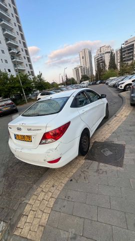 מודעת רכב יונדאי אקסנט i25