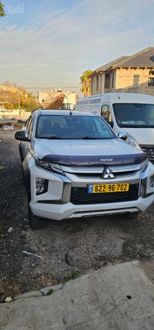מודעת רכב מיצובישי טרייטון / L200