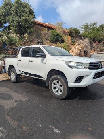 טויוטה היילקס