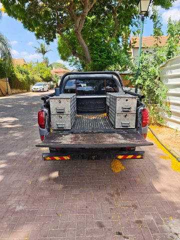 מיצובישי טרייטון / L200