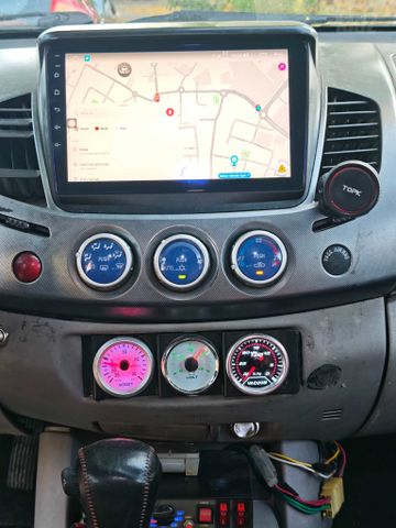 מיצובישי טרייטון / L200