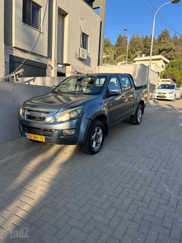 מודעת רכב איסוזו די-מקס
