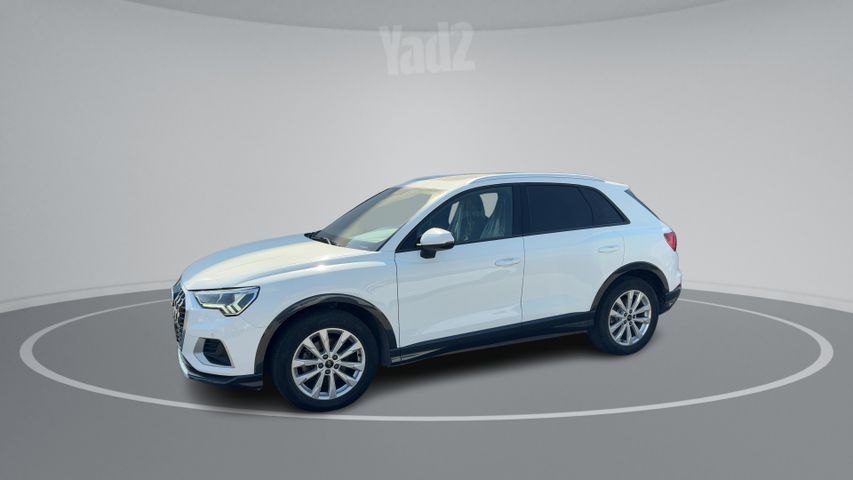 אאודי Q3