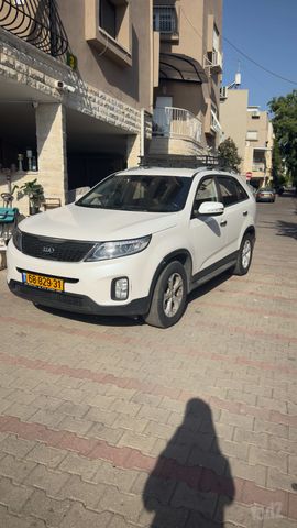 מודעת רכב קיה סורנטו