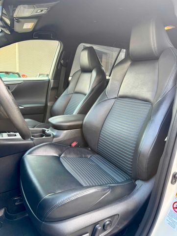 טויוטה RAV4