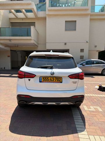 אם ג'י EHS PHEV