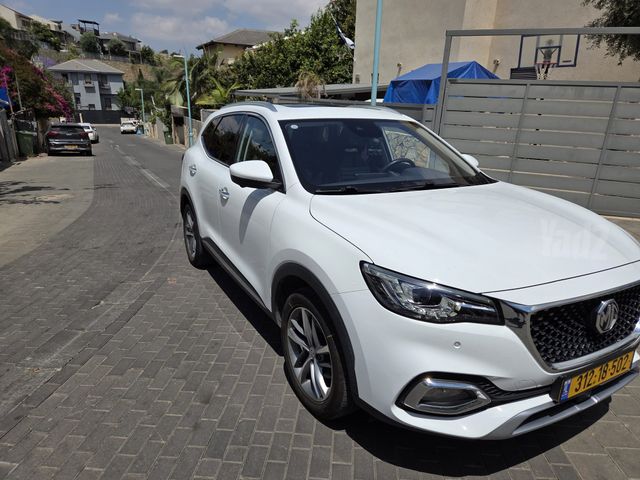 אם ג'י EHS PHEV