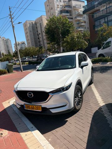 מודעת רכב מאזדה CX-5