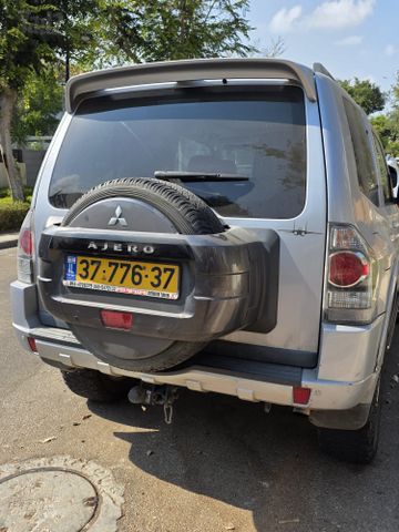 מיצובישי פג'רו