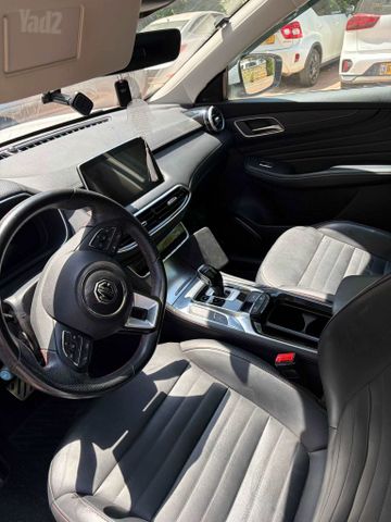 אם ג'י EHS PHEV