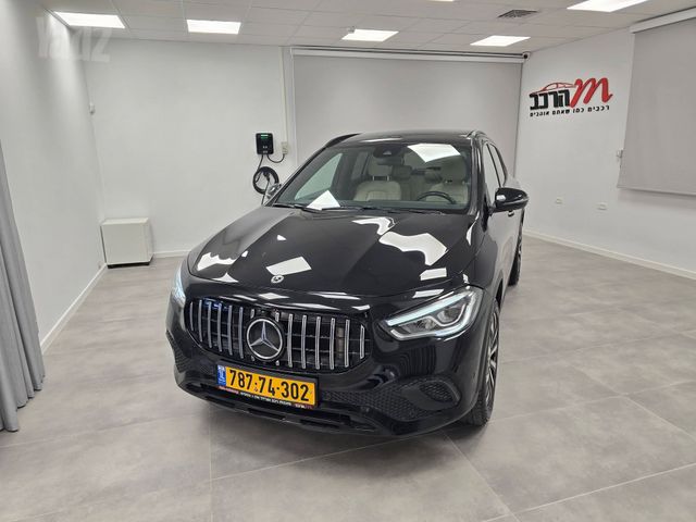 מרצדס-בנץ GLA