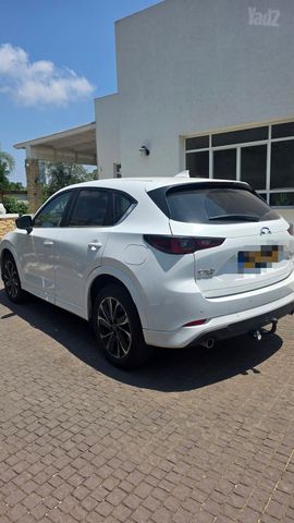 מודעת רכב מאזדה CX-5