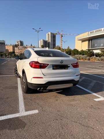 ב מ וו X4