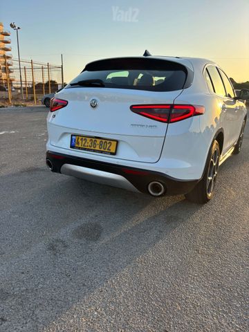 אלפא רומיאו סטלביו