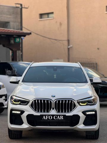 ב מ וו X6