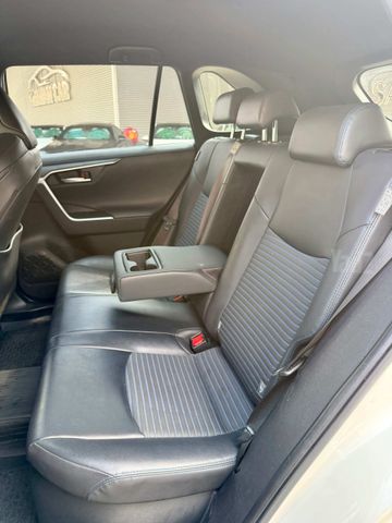 טויוטה RAV4