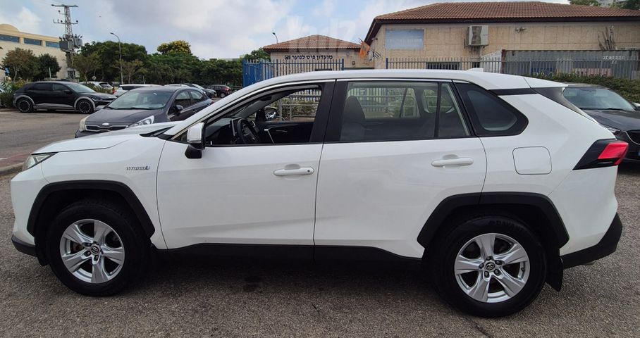מודעת רכב טויוטה RAV4