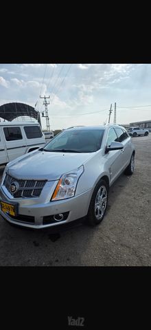 מודעת רכב קאדילק SRX
