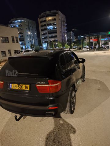 ב מ וו X5