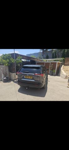 טויוטה RAV4