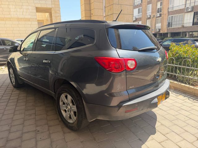 שברולט טראוורס