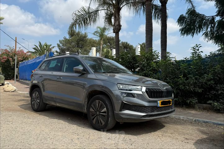 מודעת רכב סקודה קארוק