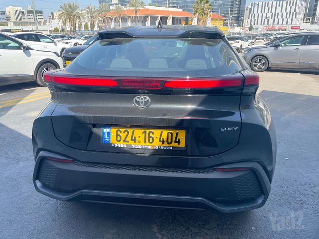 טויוטה C-HR