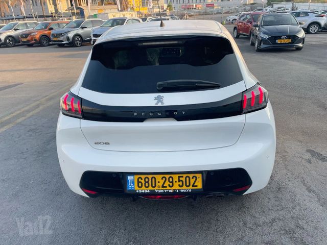 פיג'ו 208