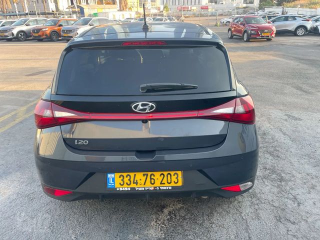 יונדאי i20
