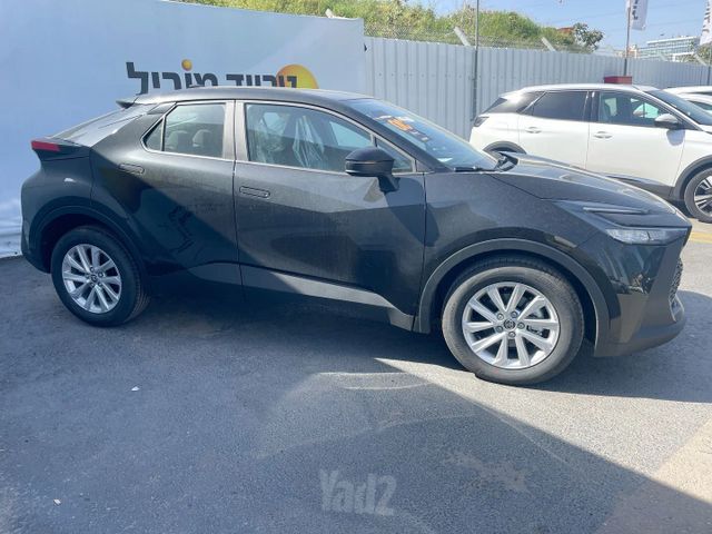 טויוטה C-HR