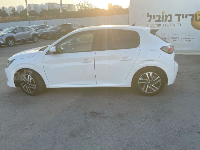 פיג'ו 208