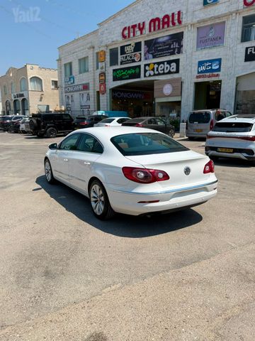 פולקסווגן פאסאט CC