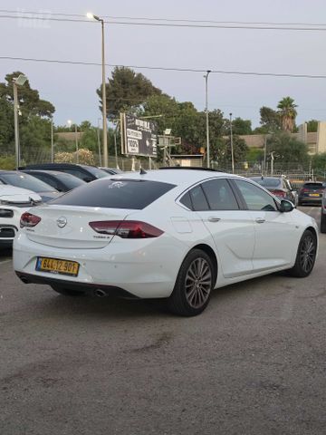 אופל אינסיגניה
