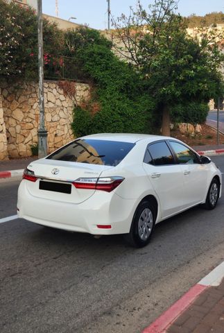 טויוטה קורולה