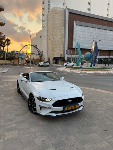 מודעת רכב פורד מוסטנג