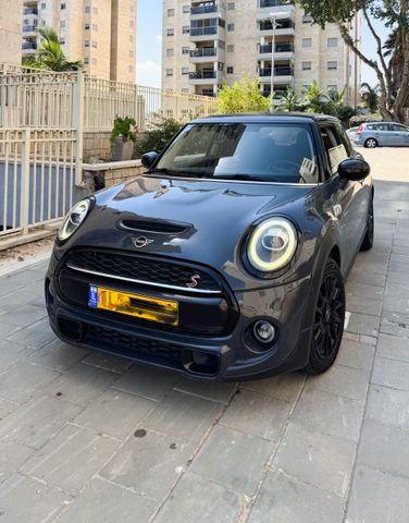 מודעת רכב מיני קופר