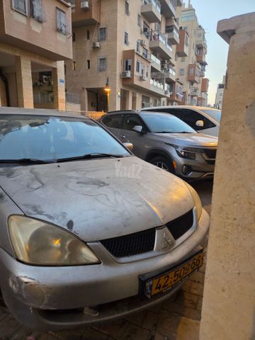 מודעת רכב מיצובישי לנסר