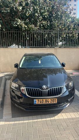סקודה אוקטביה