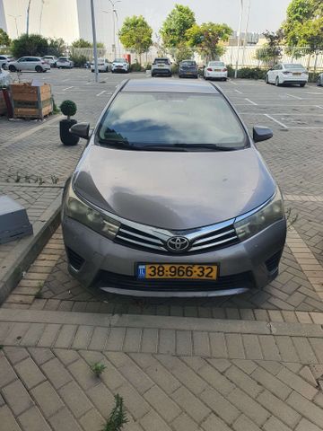 מודעת רכב טויוטה קורולה