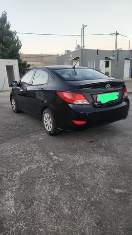 יונדאי אקסנט i25