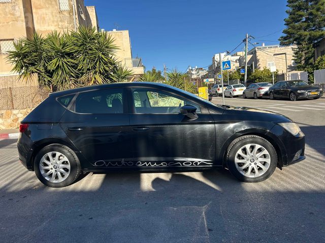 סיאט לאון