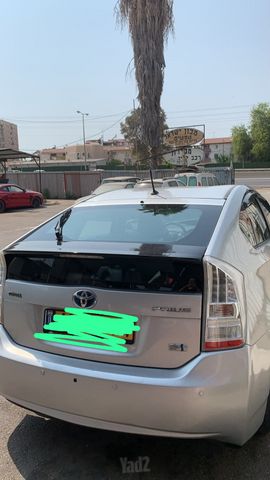 טויוטה פריוס