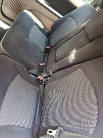 מיצובישי גרנדיס