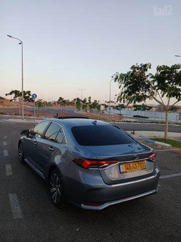 טויוטה קורולה