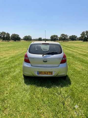 מודעת רכב יונדאי i20